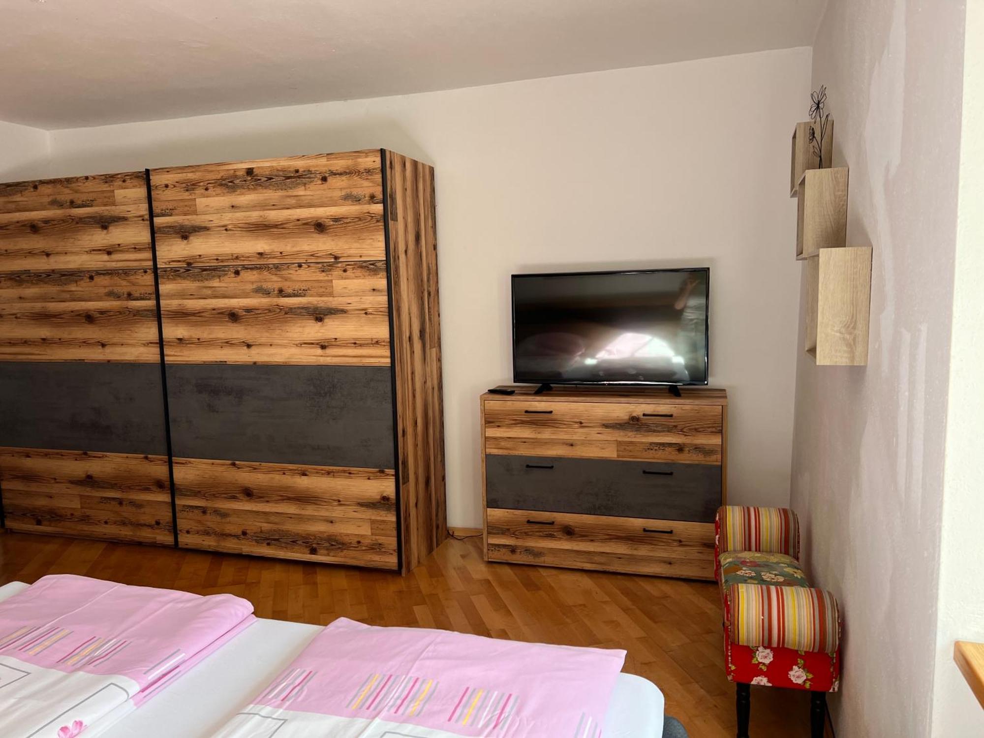Ferienwohnung Eden Sachsenburg ภายนอก รูปภาพ